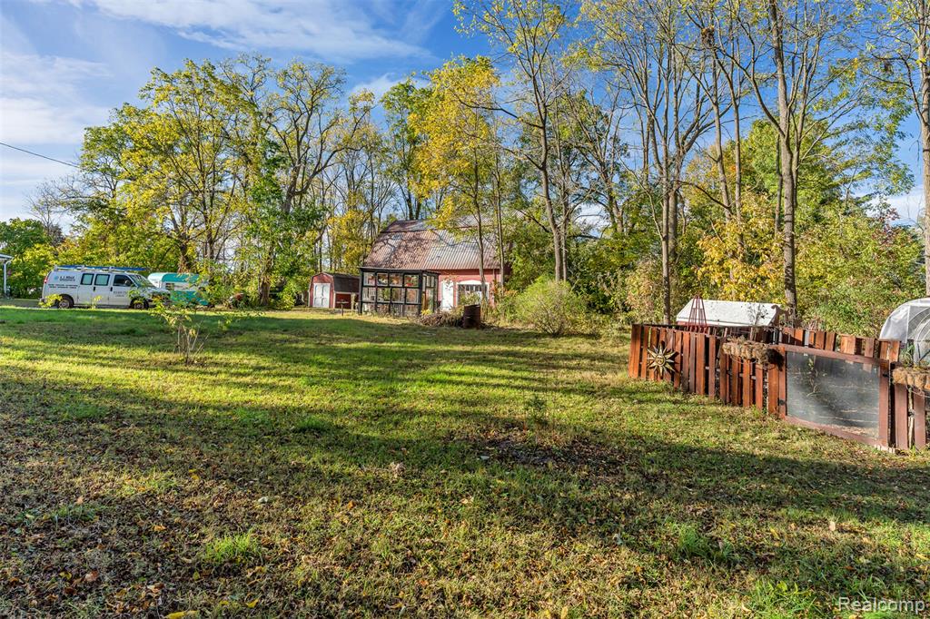 327 Reid Road, Grand Blanc, MI 48439 — Photo 50