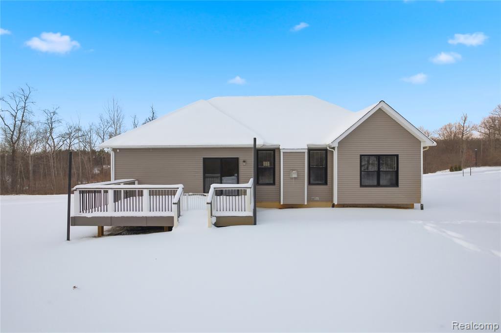 12425 Wolfberry Court, Fenton, MI 48430 — Photo 60