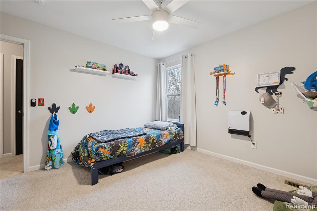 48138 Manhattan Drive, Macomb, MI 48042 — Photo 29