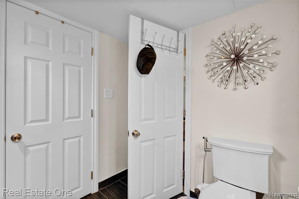 33395 Florence Street, Garden City, MI — Photo 31
