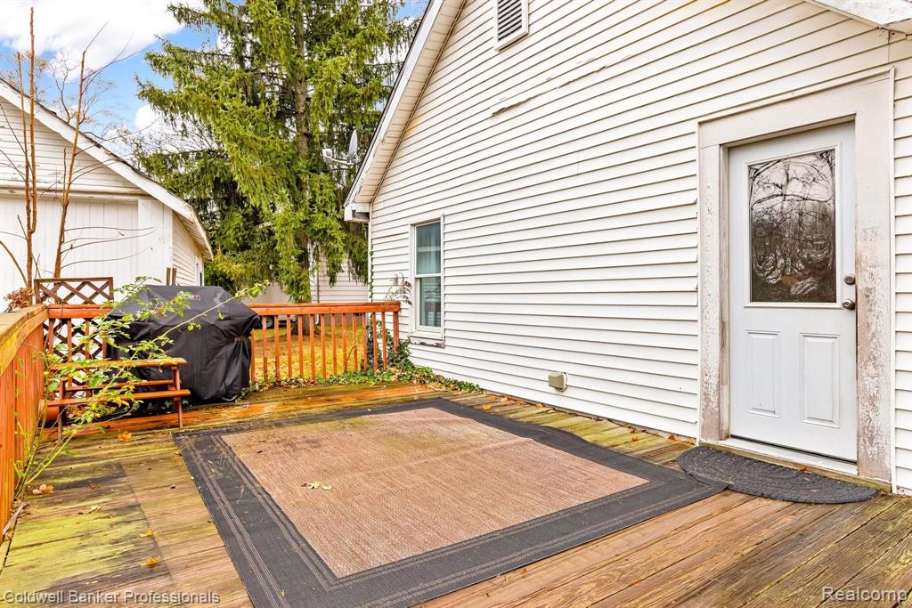 407 OAKLAND Street, Holly, MI 48442 — Photo 24