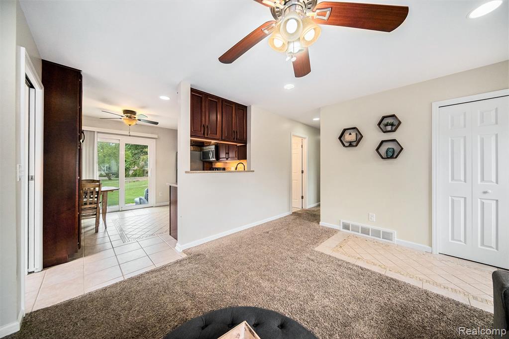 820 Devonshire Boulevard, Brighton, MI 48116 — Photo 5