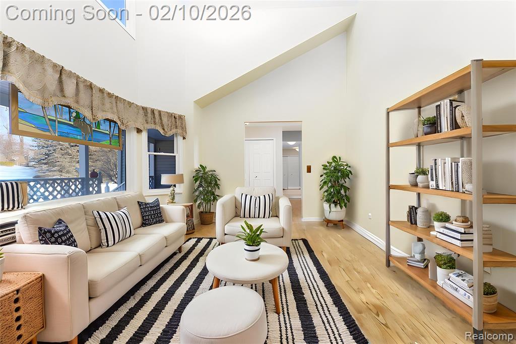 11651 Earl Street, Pinckney, MI, 48169