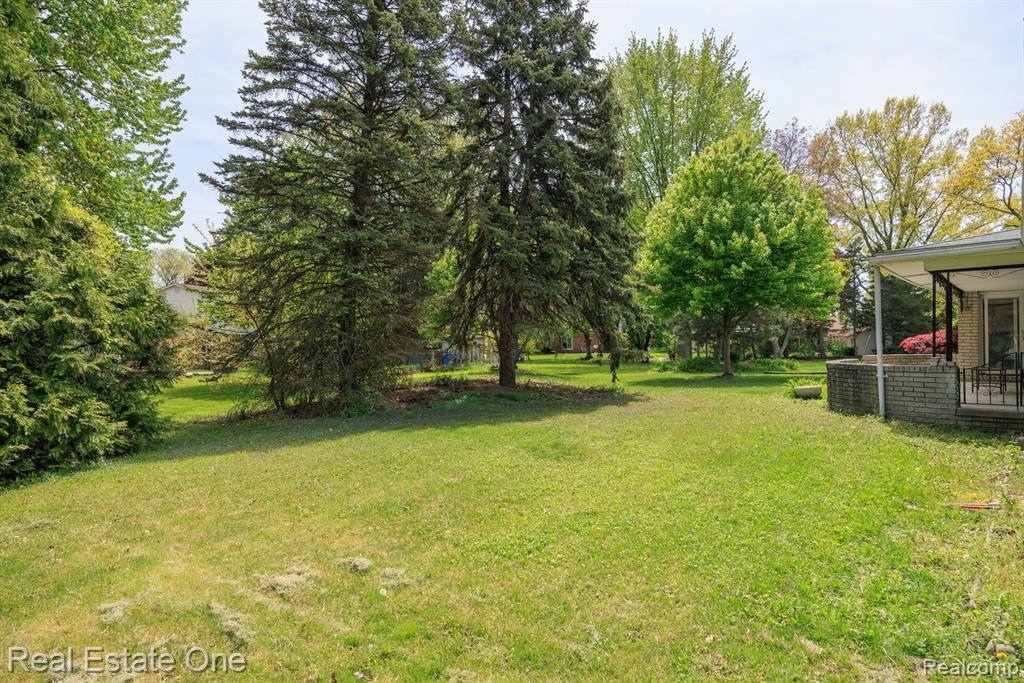 39764 BONNIE COURT, Clinton Twp, MI 48038 — Photo 41