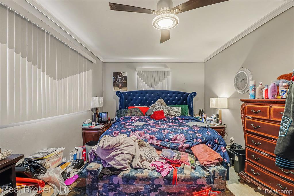 19115 Old Homestead Drive, Harper Woods, MI 48225 — Photo 15