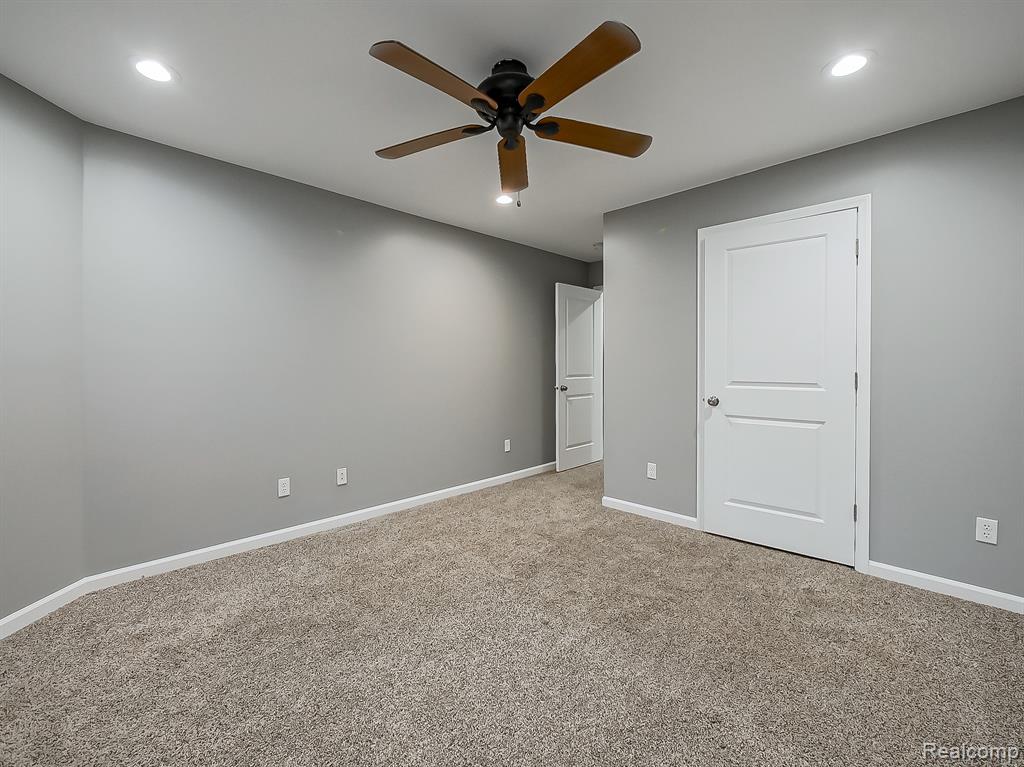 4744 Midland Drive, Pinckney, MI 48169 — Photo 16