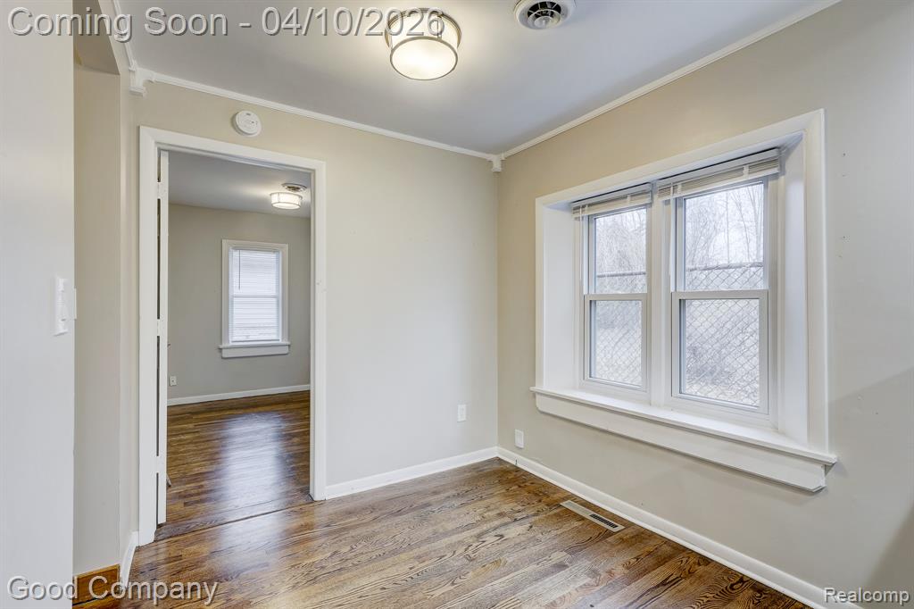 703 Gardenia Avenue, Royal Oak, MI 48067 — Photo 13