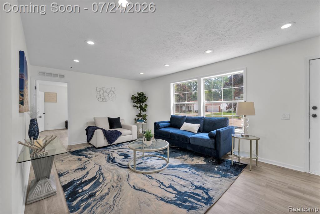 1119 Lathers Street, Garden City, MI — Photo 9
