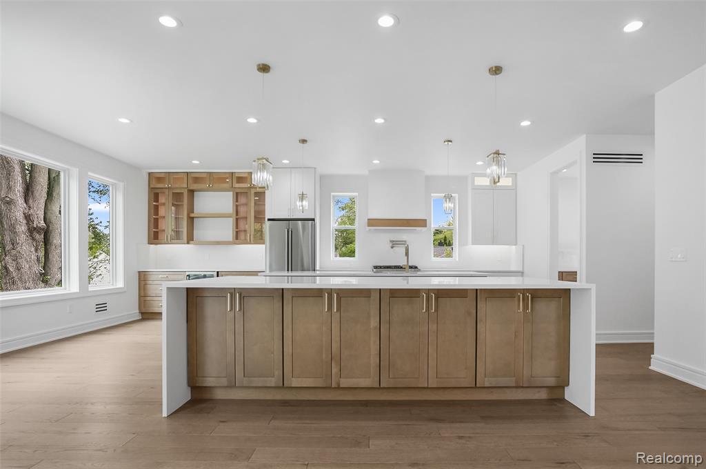 4112 ELMHURST Avenue, Royal Oak, MI 48073 — Photo 17