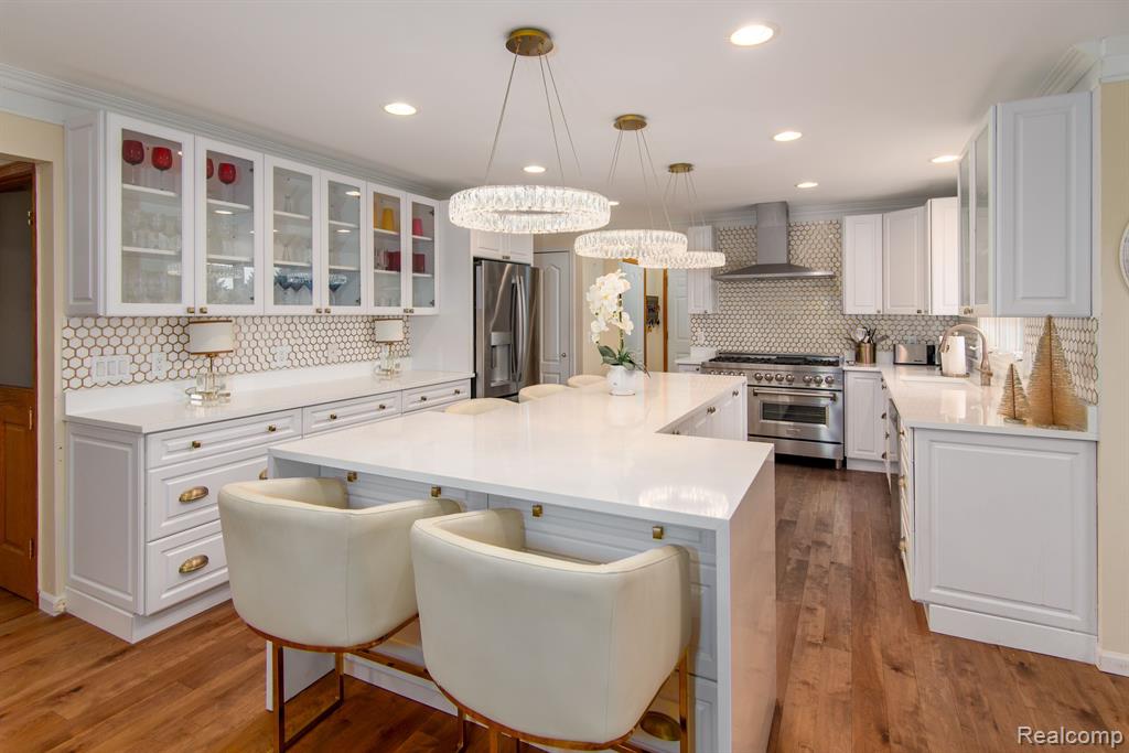 8714 GLEN HAVEN Drive, Howell, MI 48843 — Photo 10
