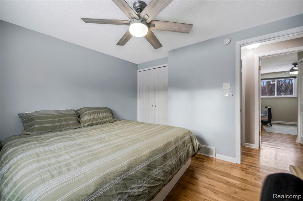 9488 Brookway Court, Goodrich Vlg, MI — Photo 30