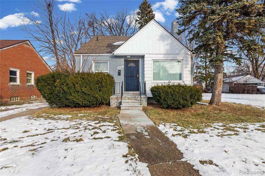 6304 Bluehill Street, Detroit, MI 48224 — front exterior