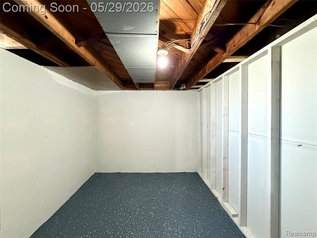 23400 Seneca Street, Oak Park, MI 48237 — Photo 47