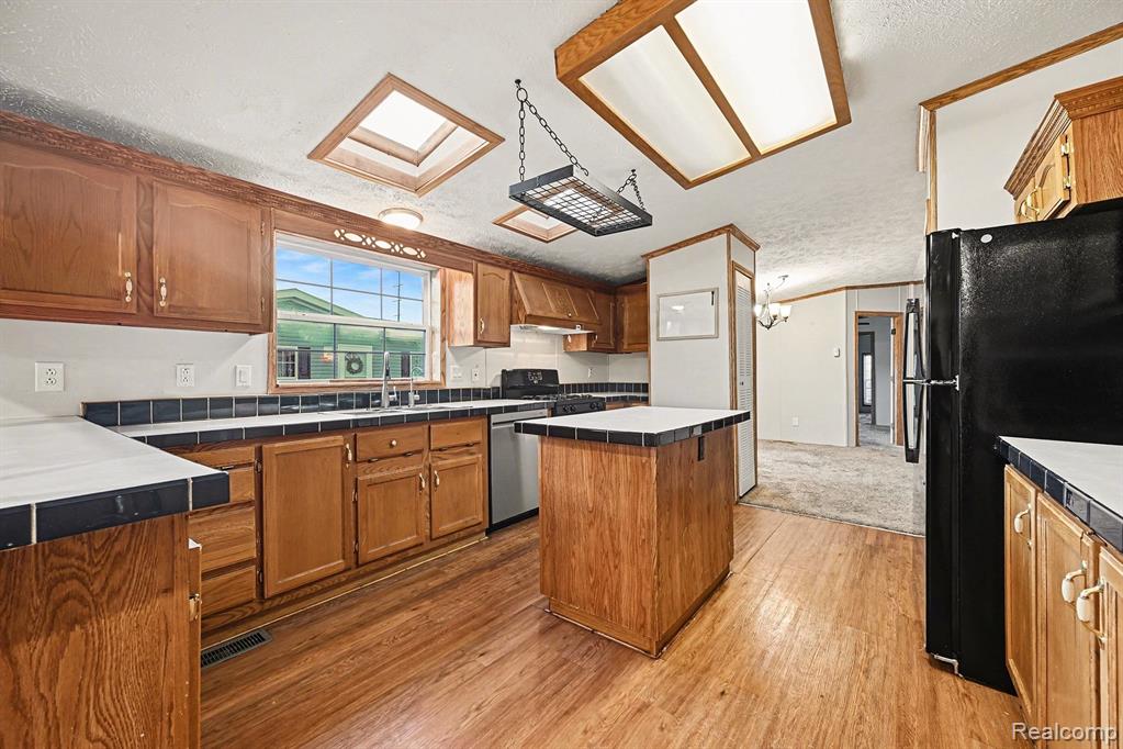 9261 Fairview Drive, Northville, MI 48167 — Photo 3