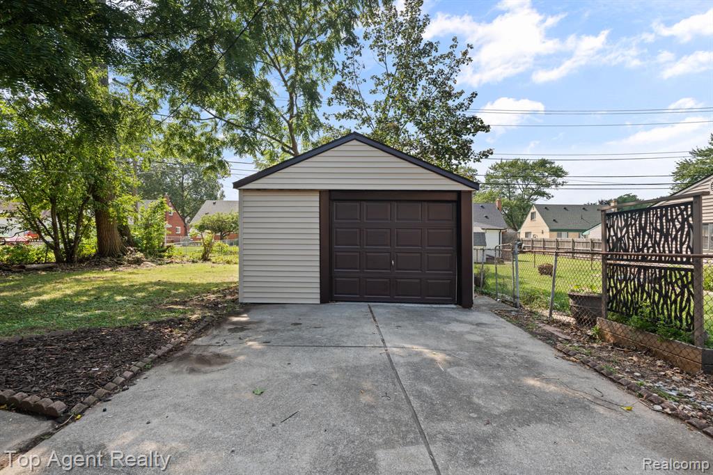 7800 Polk Street, Taylor, MI 48180 — Photo 36