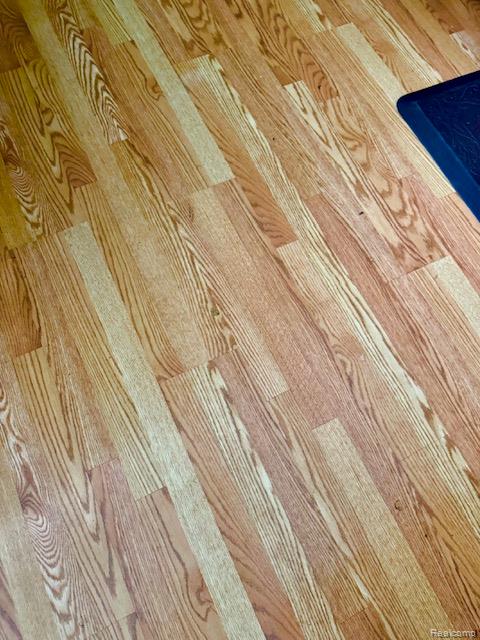10001 E Goodall Road, 404, Durand, MI 48429 — Photo 22