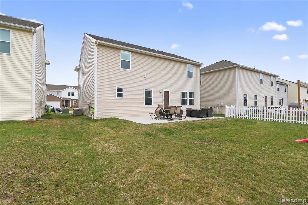 1645 Golfview Drive, Ypsilanti, MI 48198 — Photo 39