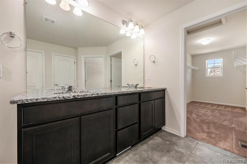 28364 Hanover Drive, Novi, MI 48377 — Photo 24