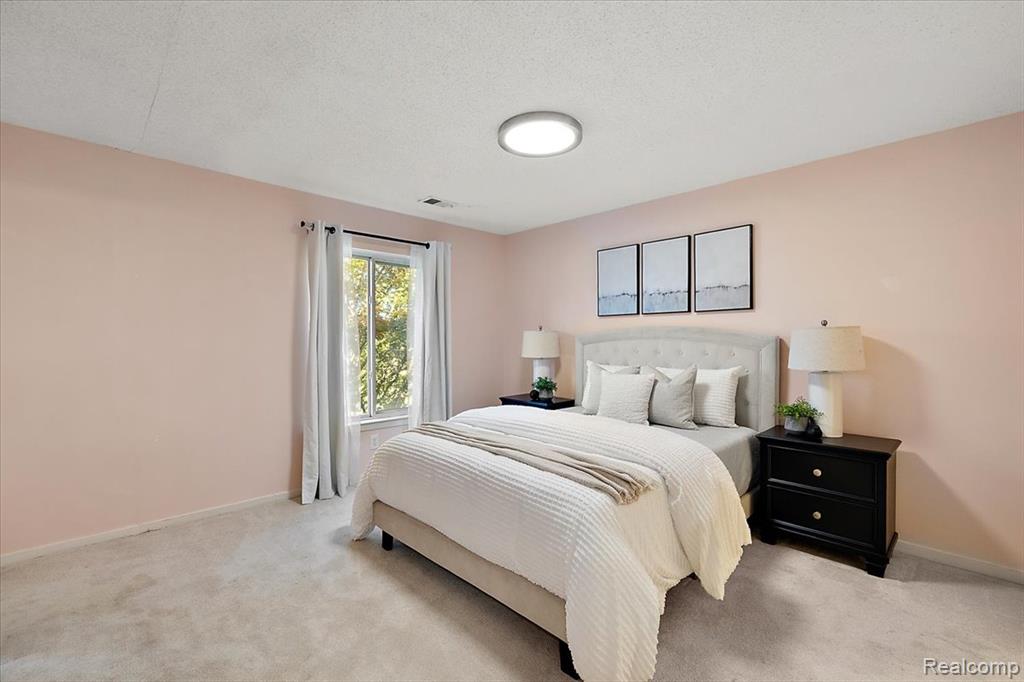 44800 Bayview Drive, 33, Novi, MI 48377 — Photo 25