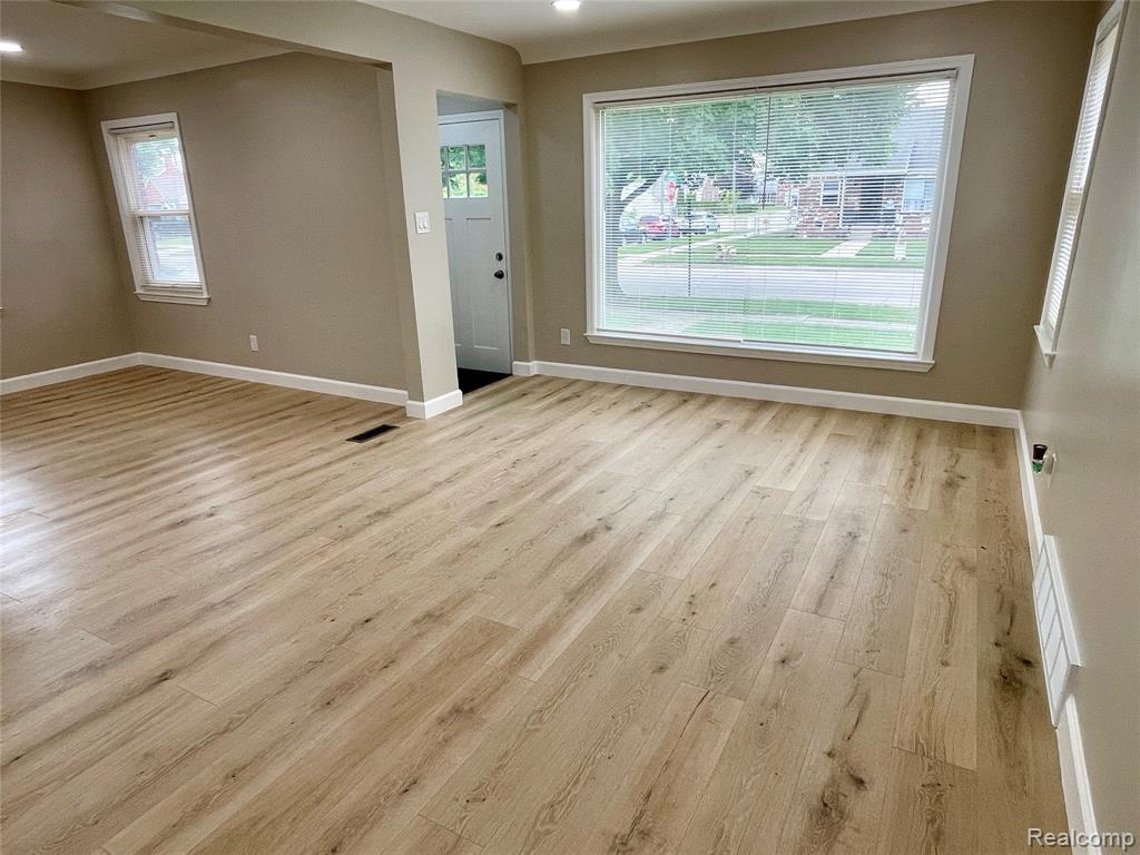 9731 Colwell Avenue, Allen Park, MI 48101 — Photo 8