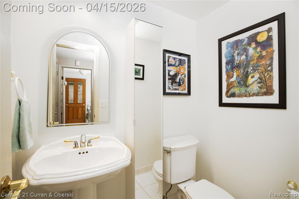2695 Ronald Drive, Troy, MI 48085 — Photo 16