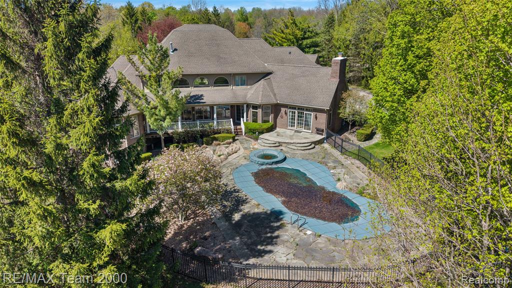 630 Sheldon Court, Rochester, MI 48306 — Photo 3
