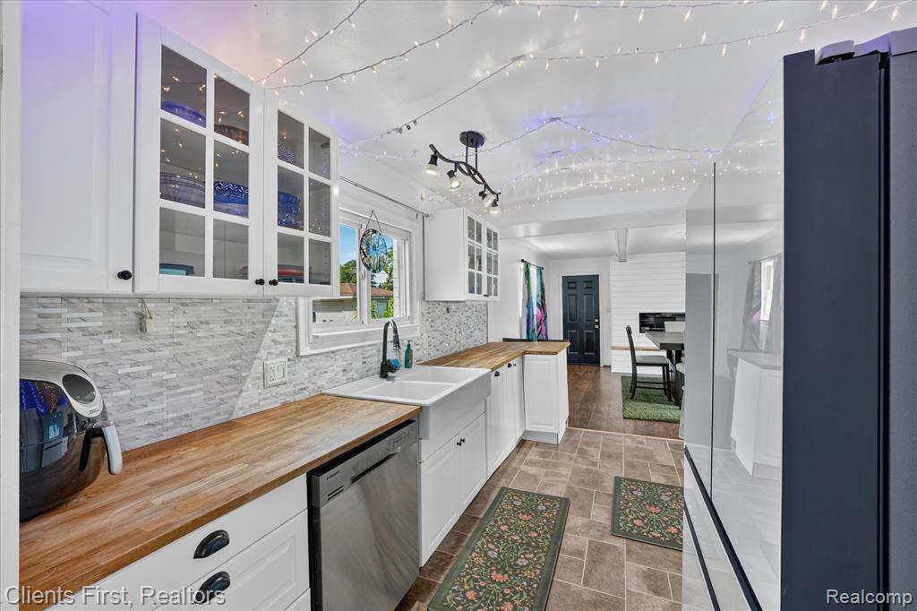 7520 Sloan Street, Taylor, MI 48180 — Photo 10