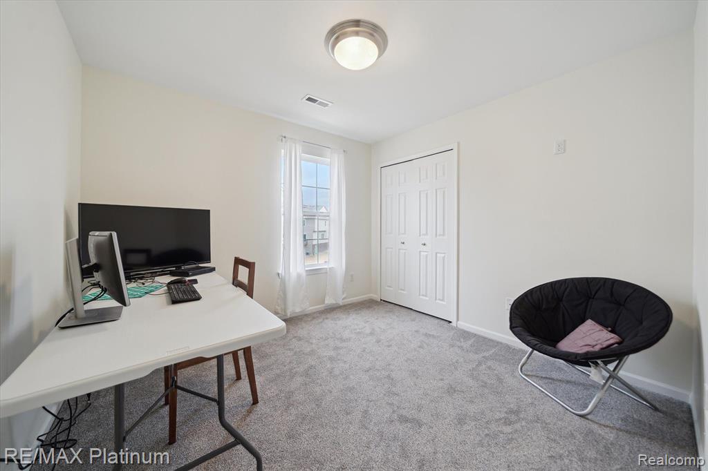 2188 KNOTTY PINE Trail, Howell, MI 48855 — Photo 15