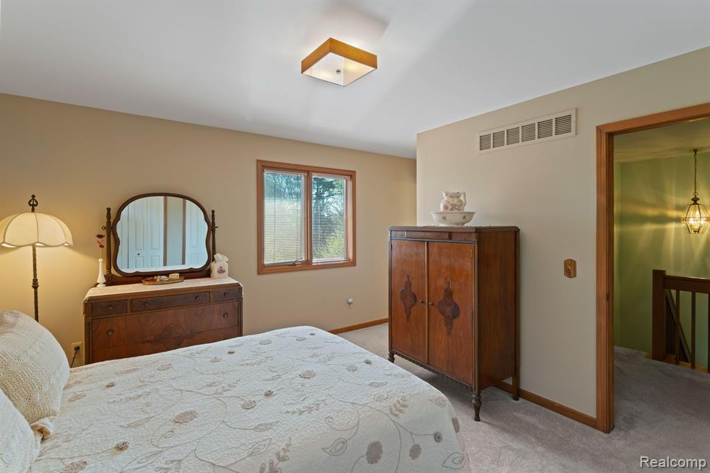 29573 Sylvan Lane, 17, Farmington Hills, MI 48334 — Photo 21