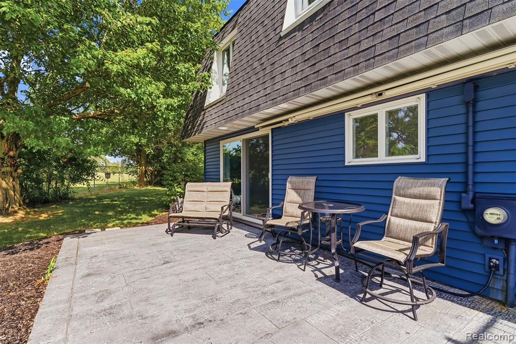 8612 Monroe Road, Durand, MI 48429 — Photo 11