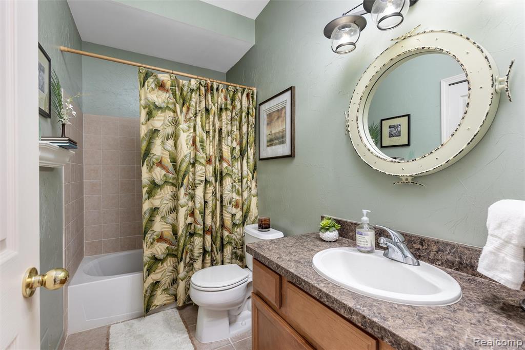 224 Stony Lake Drive, Oxford, MI 48371 — Photo 8
