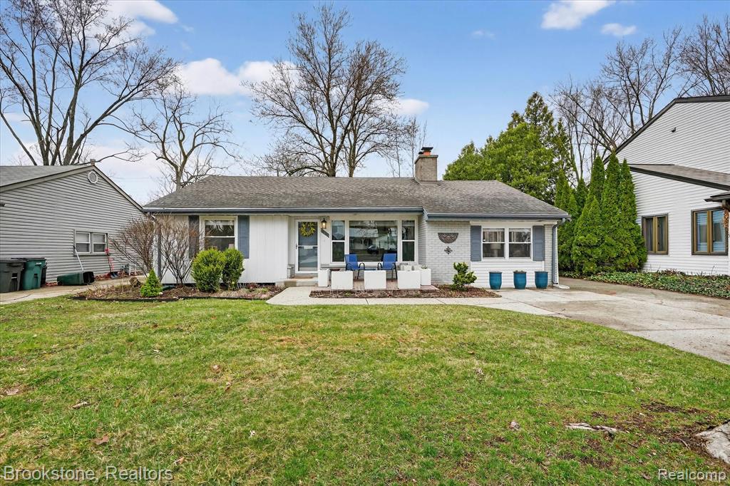 15636 Kirkshire Avenue, Beverly Hills, MI 48025 — Photo 4