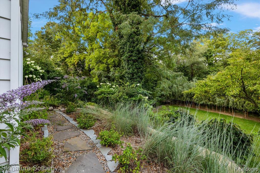22601 Highbank Drive, Beverly Hills, MI 48025 — Photo 5