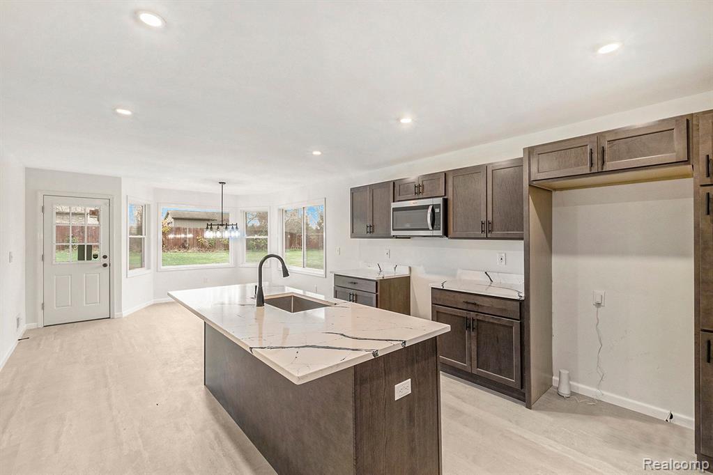 7033 BEECHER Road, Flint, MI 48532 — Photo 13