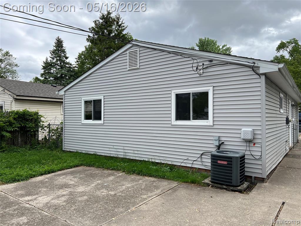 5847 N Berry Street, Westland, MI — Photo 19