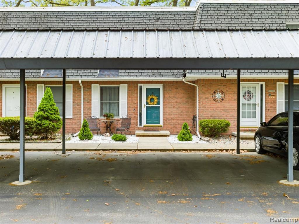 3969 BUTTERNUT Court, C, Port Huron, MI 48060 — Photo 27