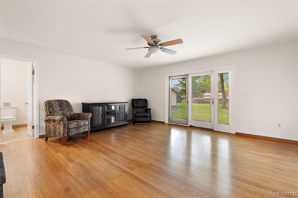 48242 FORBES Drive, Chesterfield, MI 48047 — Photo 10