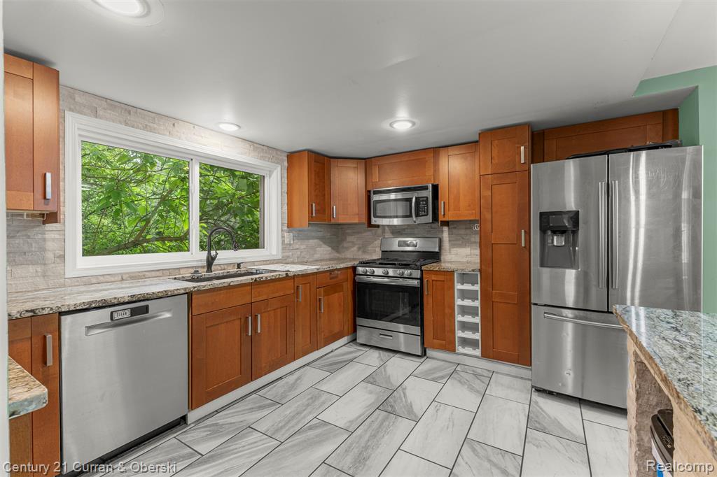 18491 Savage Road, Belleville, MI 48111 — Photo 2