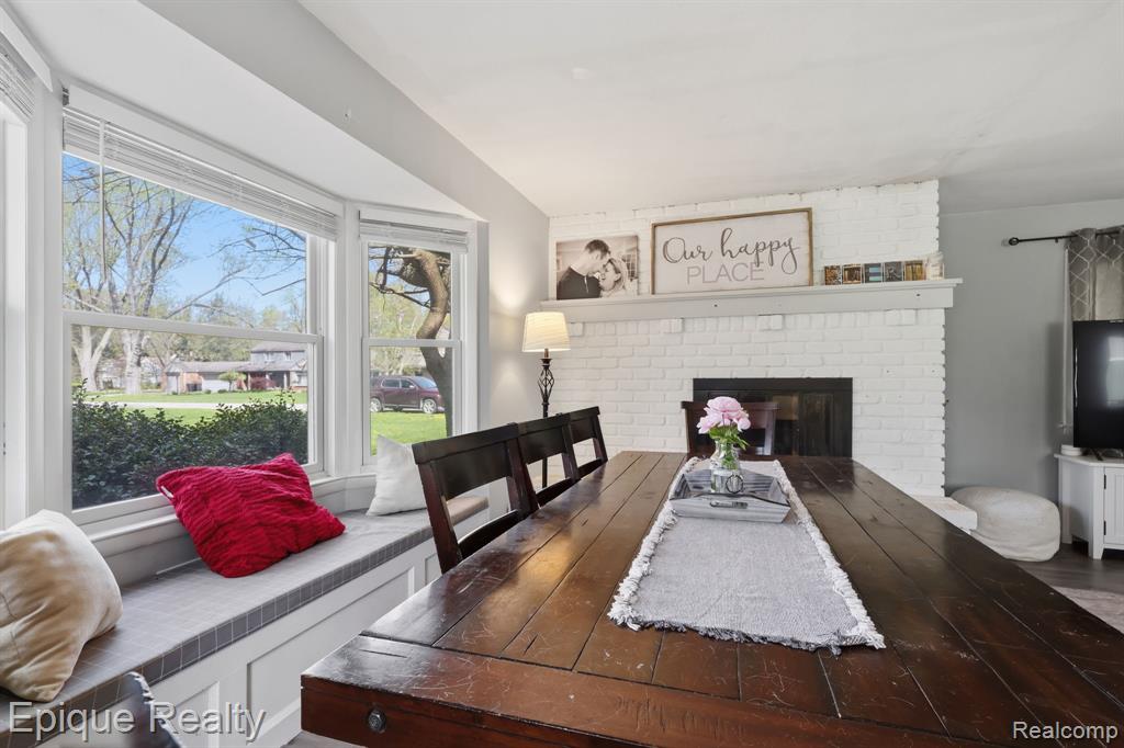 7441 Honeysuckle Road, West Bloomfield, MI 48324 — Photo 13