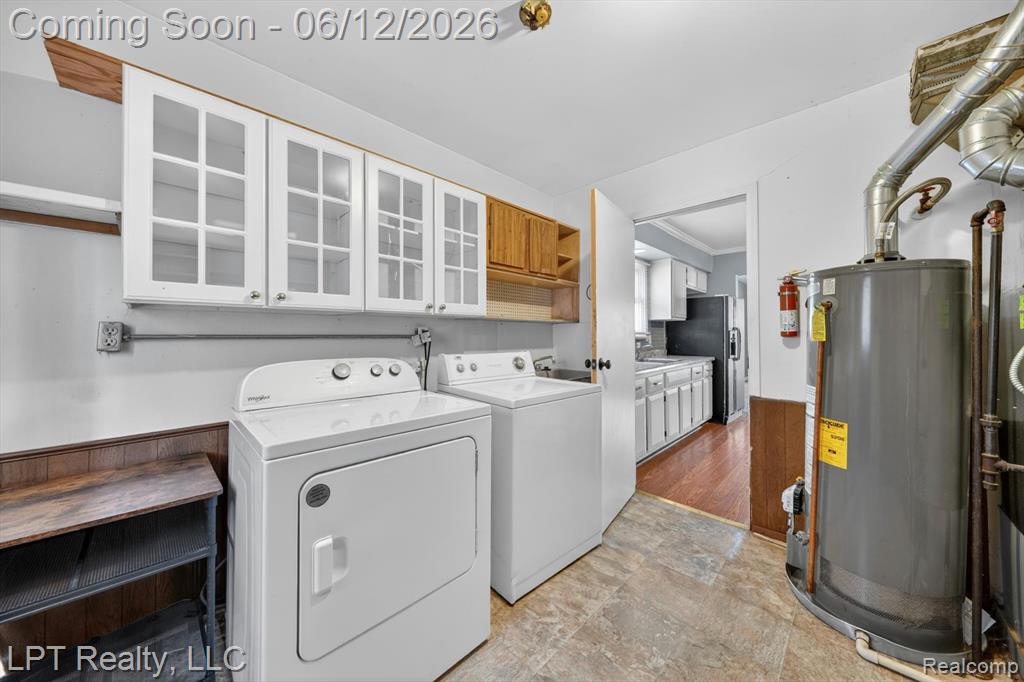 806 E Barrett Avenue, Madison Heights, MI 48071 — Photo 16