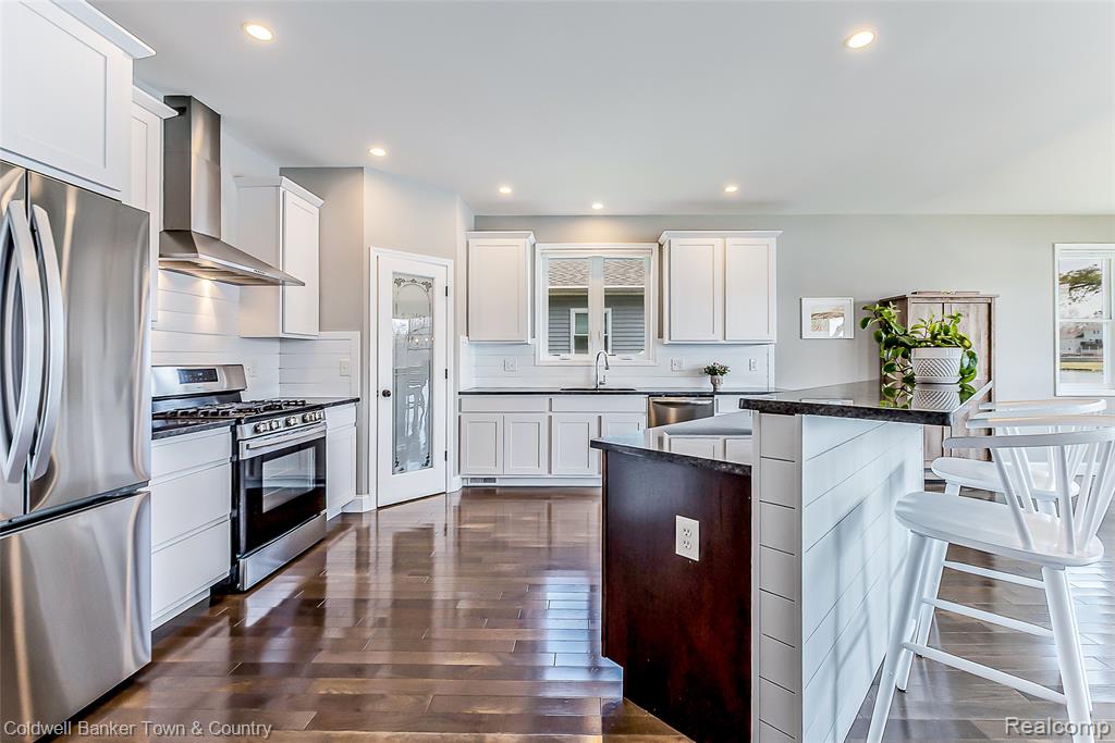 11634 Island Court, Hartland, MI 48353 — Photo 5