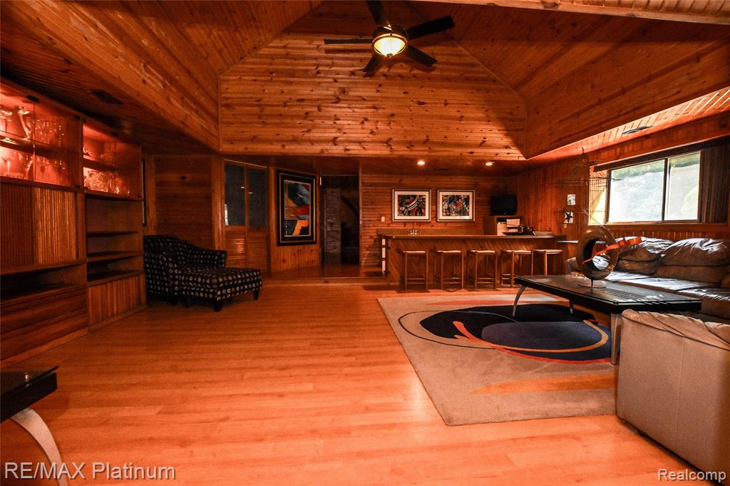 5160 Fenton Road, Fenton, MI 48430 — Photo 24