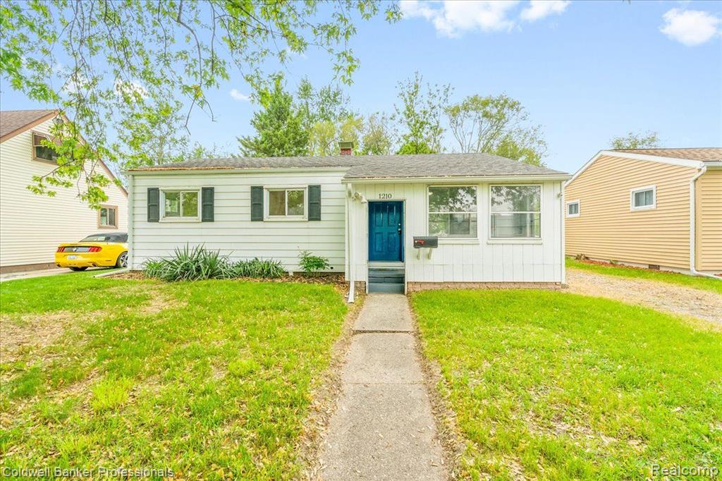 1210 Red Leaf Lane, Ypsilanti, MI 48198 — Photo 3