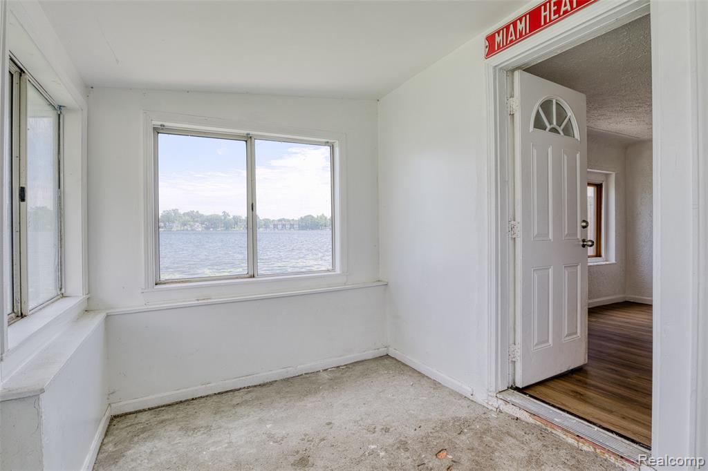 95 N Hulbert Street, White Lake, MI — Photo 8