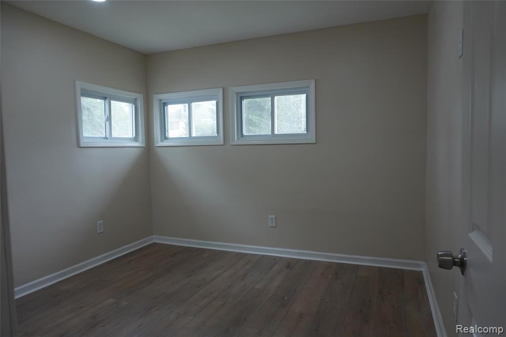 18827 Keystone Street, Detroit, MI 48234 — Photo 11