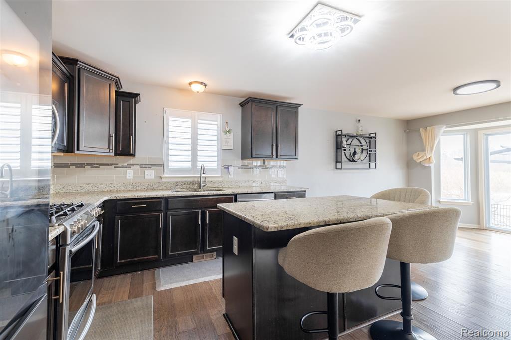 37421 Theresa Lane, New Boston, MI 48164 — Photo 19