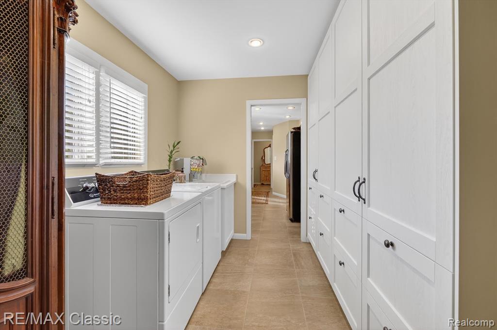 4731 Pickering Road, Bloomfield Hills, MI 48301 — Photo 31