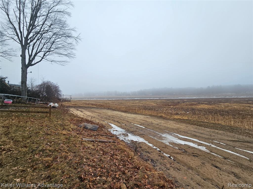 525 W Benway Road, Sanford, MI 48657 — Photo 3