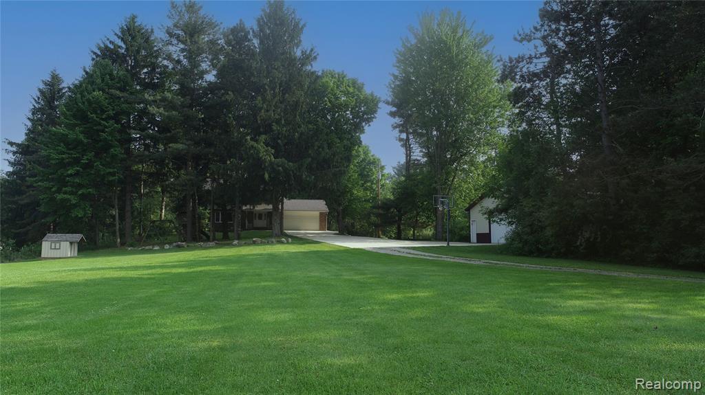 5836 Ewalt Road, Imlay City, MI 48444 — Photo 79