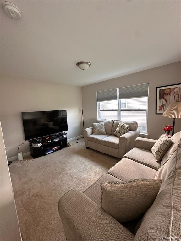 4769 N Stonegate Circle, Lake Orion, MI — Photo 16